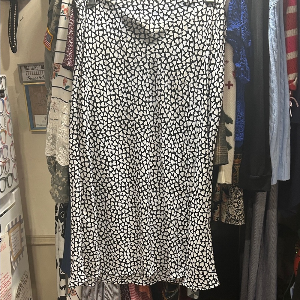 Black and White Heart Print Skirt